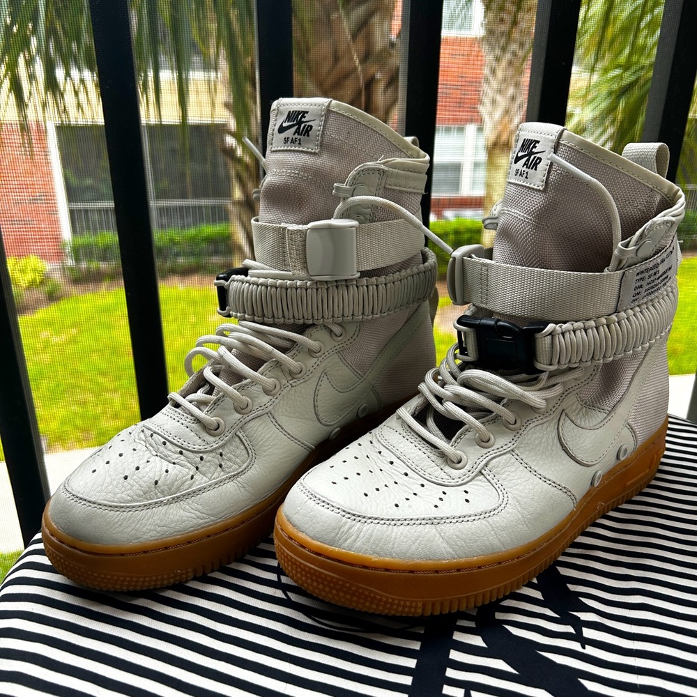 Nike Special Field Air Force 1 | Size 9 Women’s